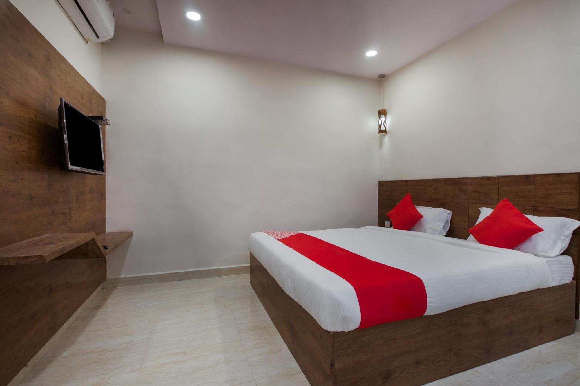 Super Hotel O Holiday Rani Gunj Opp Punjab National Bank Secundurabad Eksteriør bilde
