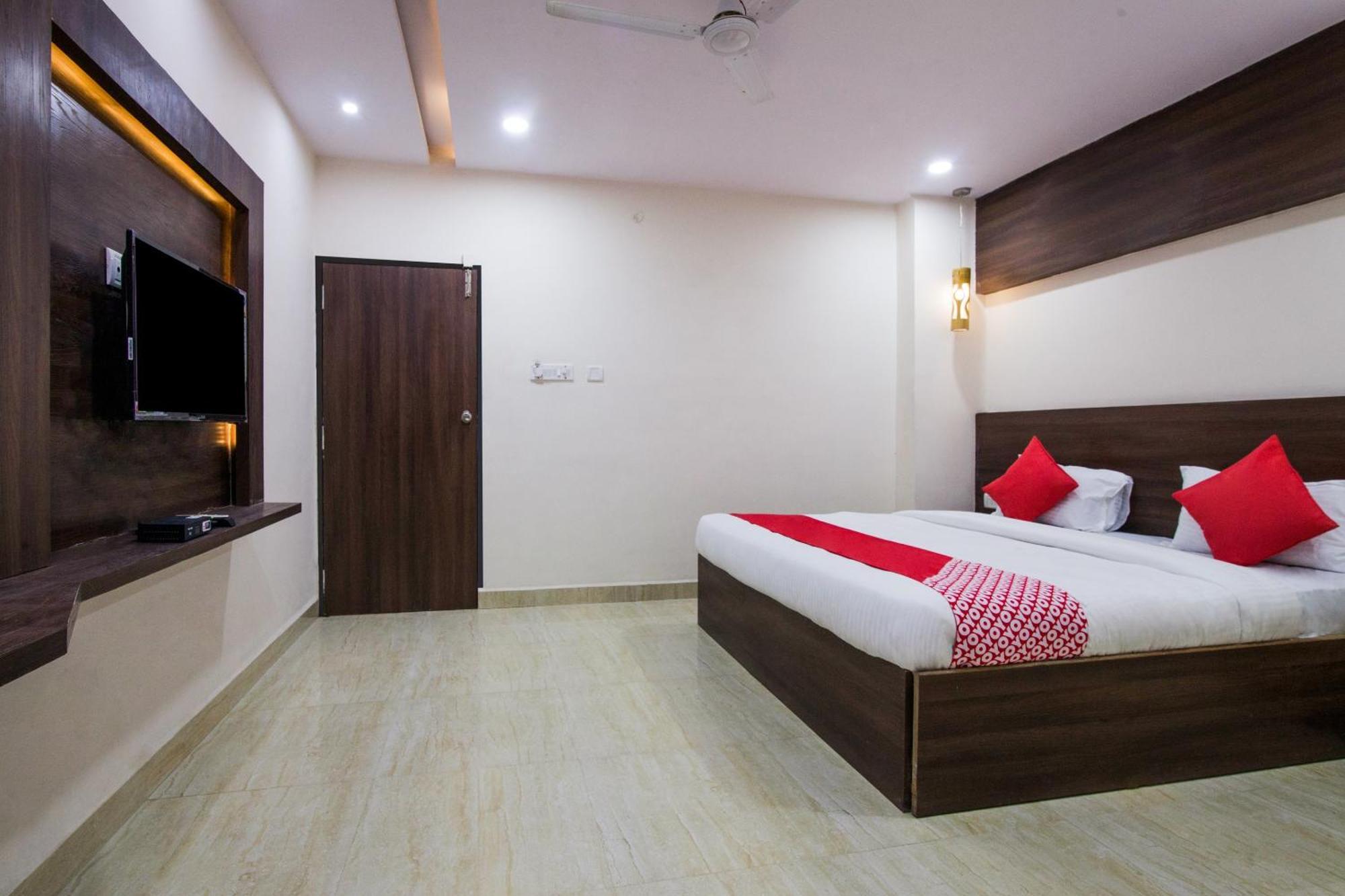 Super Hotel O Holiday Rani Gunj Opp Punjab National Bank Secundurabad Eksteriør bilde