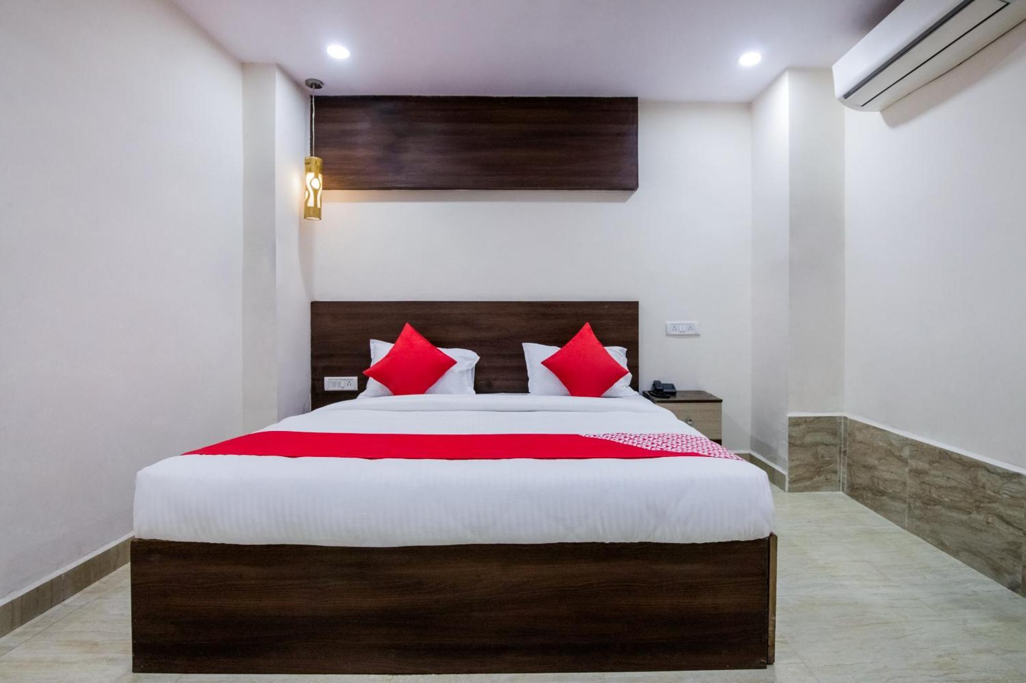 Super Hotel O Holiday Rani Gunj Opp Punjab National Bank Secundurabad Eksteriør bilde